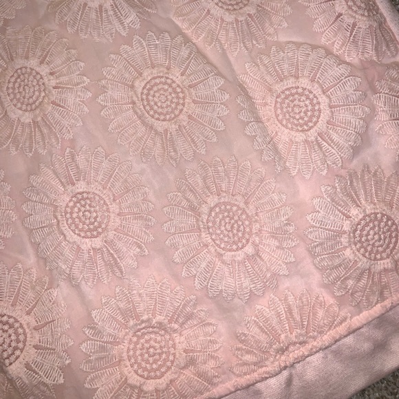 Lauren Conrad Light Pink floral longsleeve top XS - Picture 6 of 8